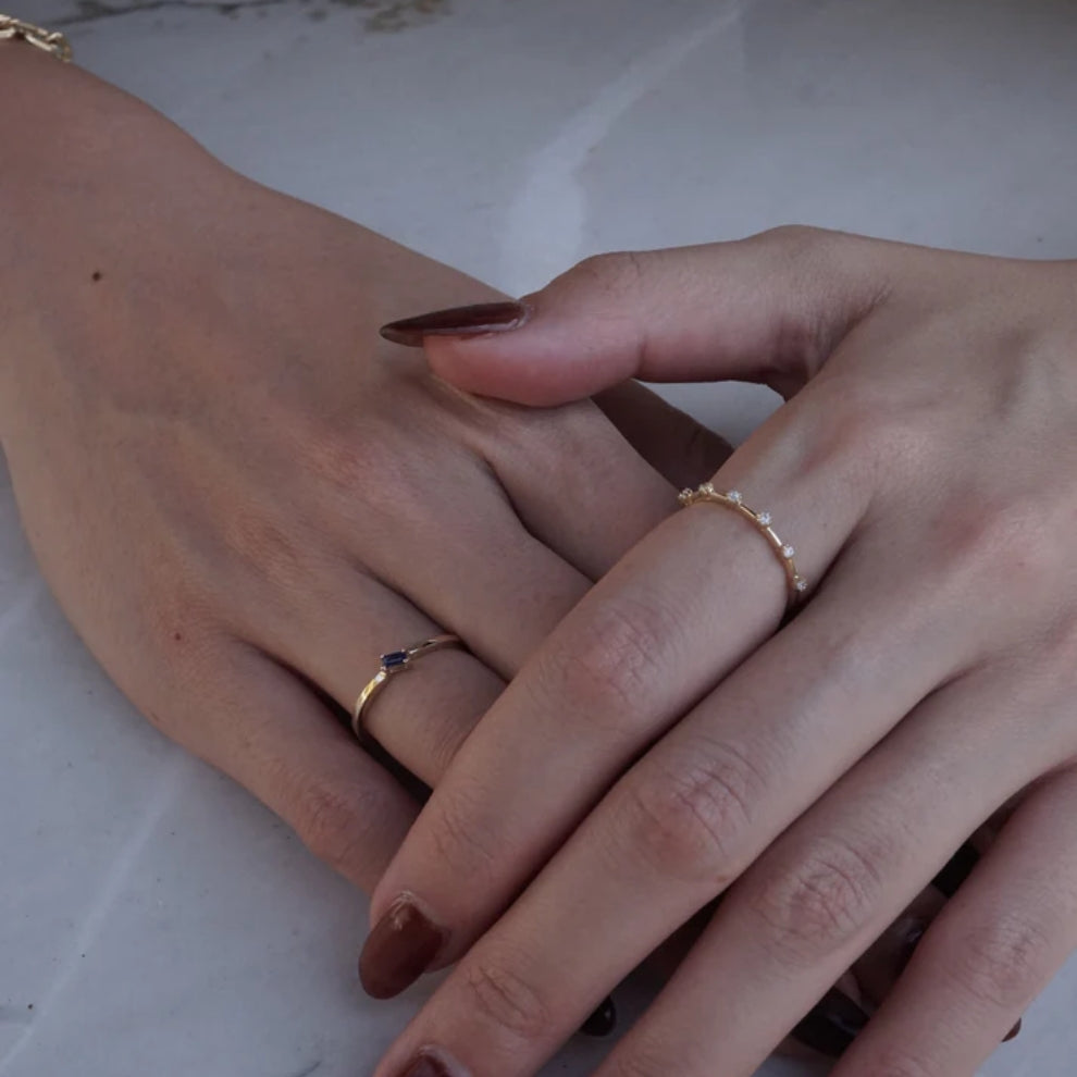 14k Gold Distance 6 Diamond Ring / Yellow Gold