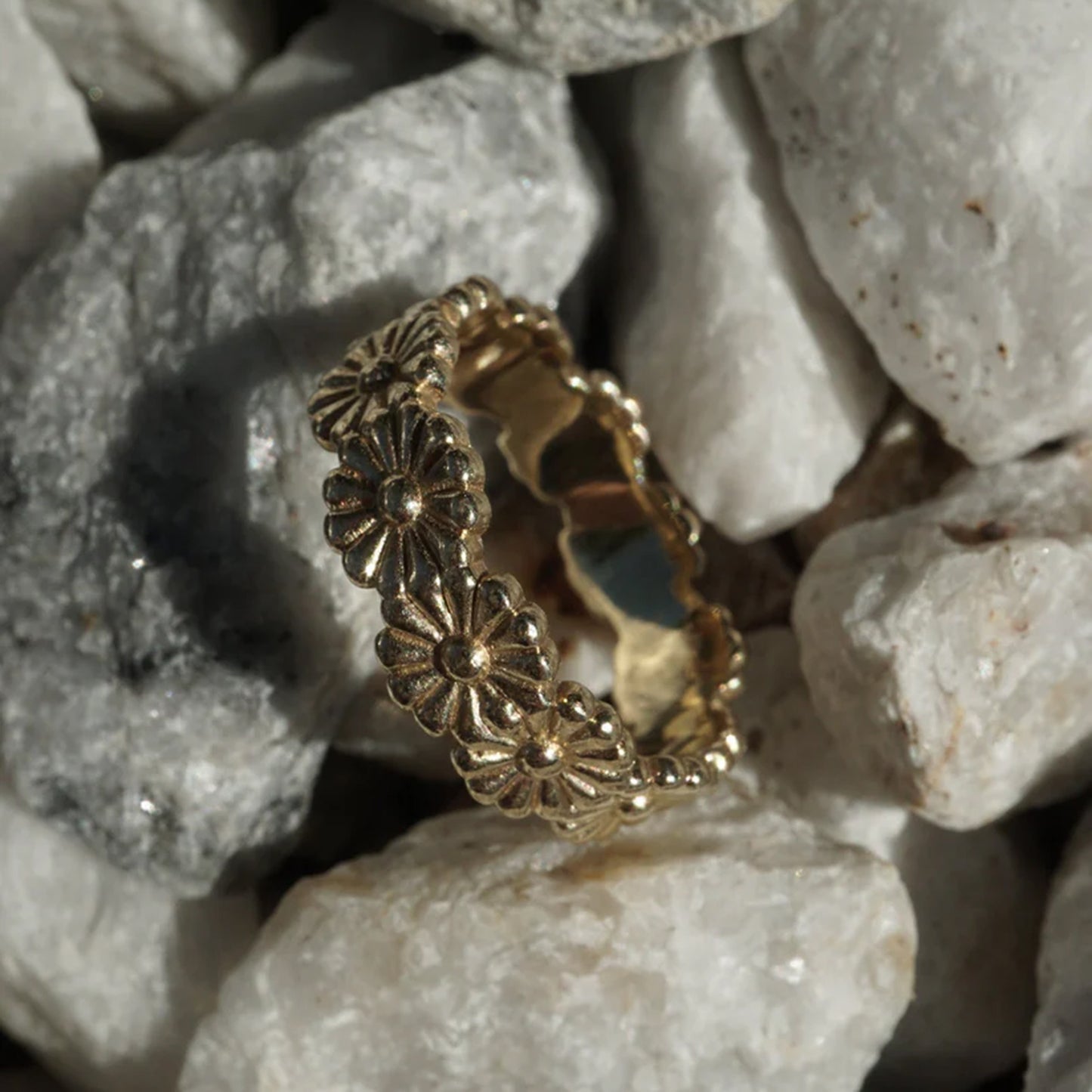 14k Gold Daisy Eternity Band / Yellow Gold