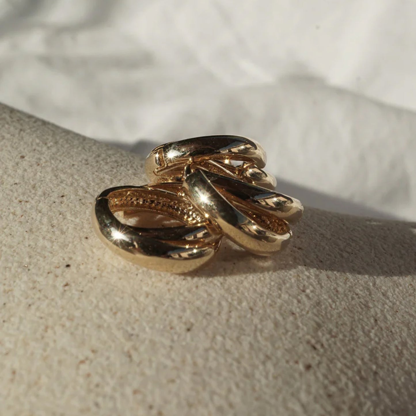 14k Gold Medium Plain Huggies / Yellow Gold