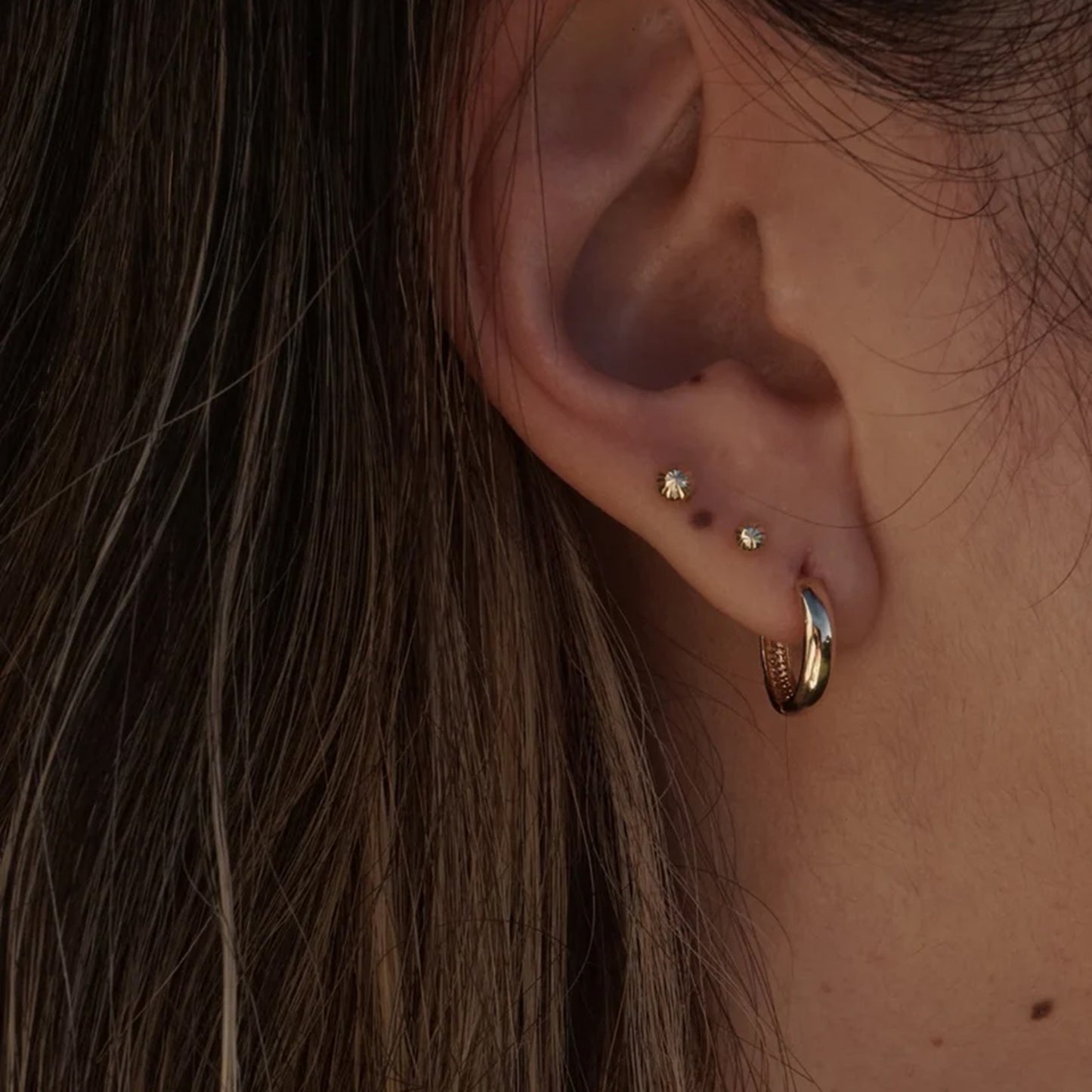 14k Gold Medium Plain Huggies / Yellow Gold