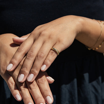 10k Gold Skinny Croissant Pinky Ring