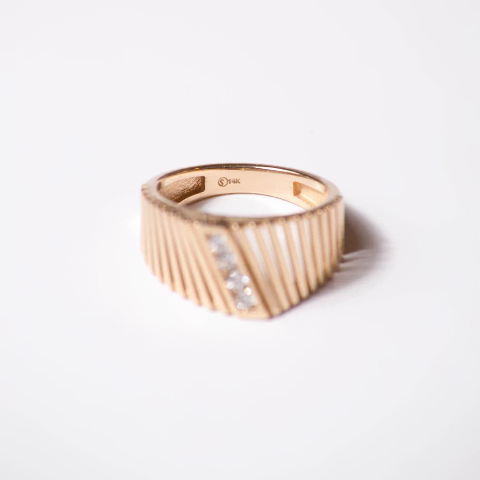 14k Gold Kelly Ring