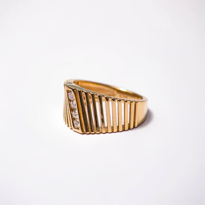 14k Gold Kelly Ring