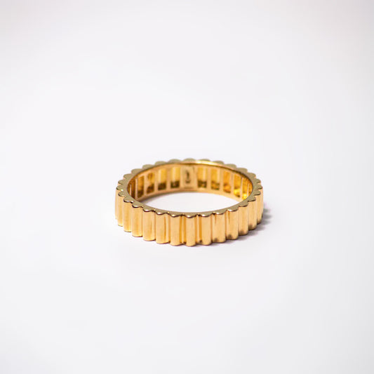 14k Gold Ribbed Ring / Yellow Gold