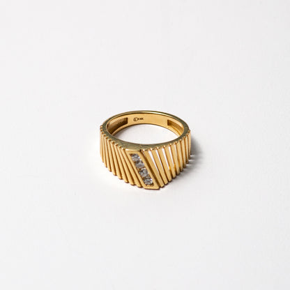 14k Gold Kelly Ring