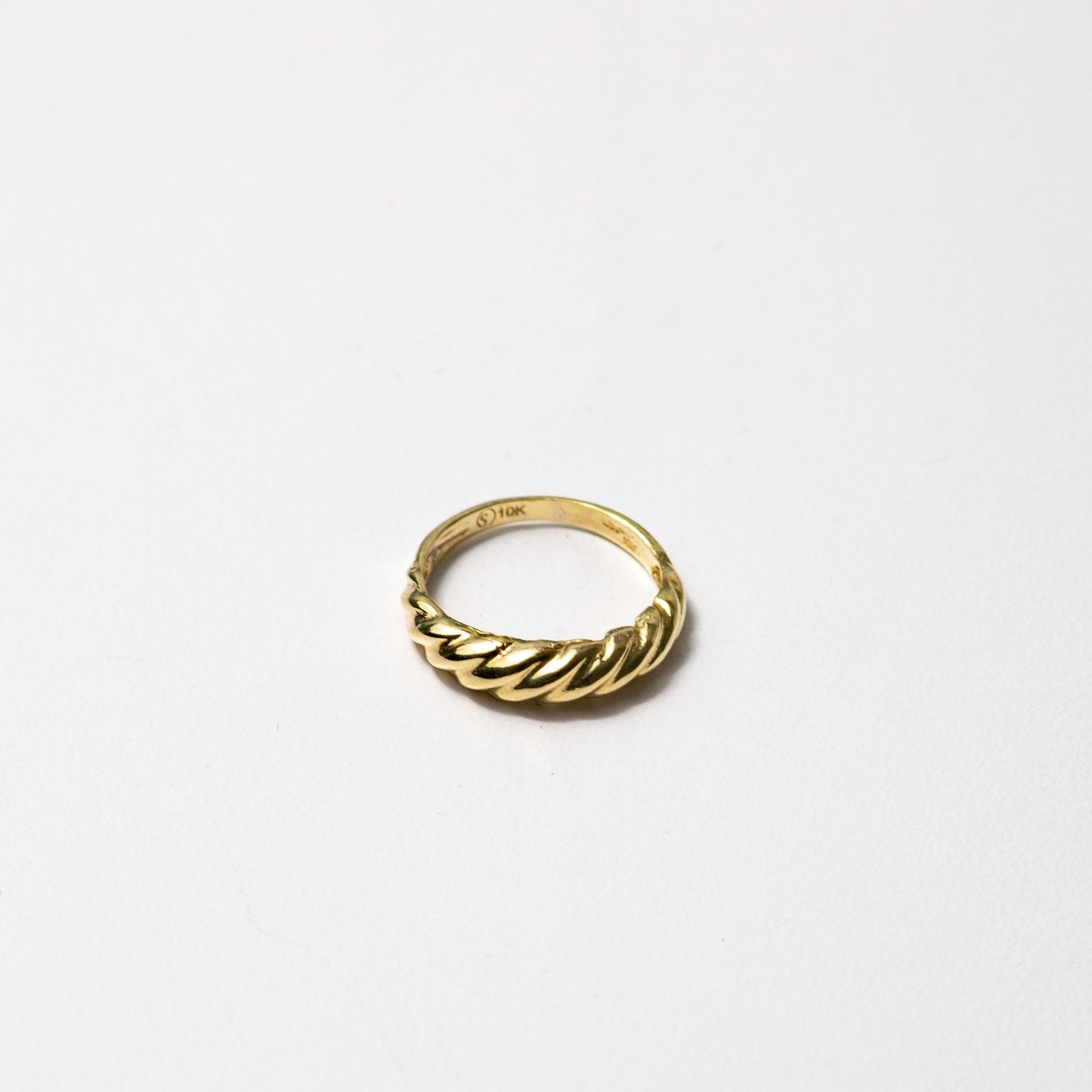 10k Gold Skinny Croissant Pinky Ring