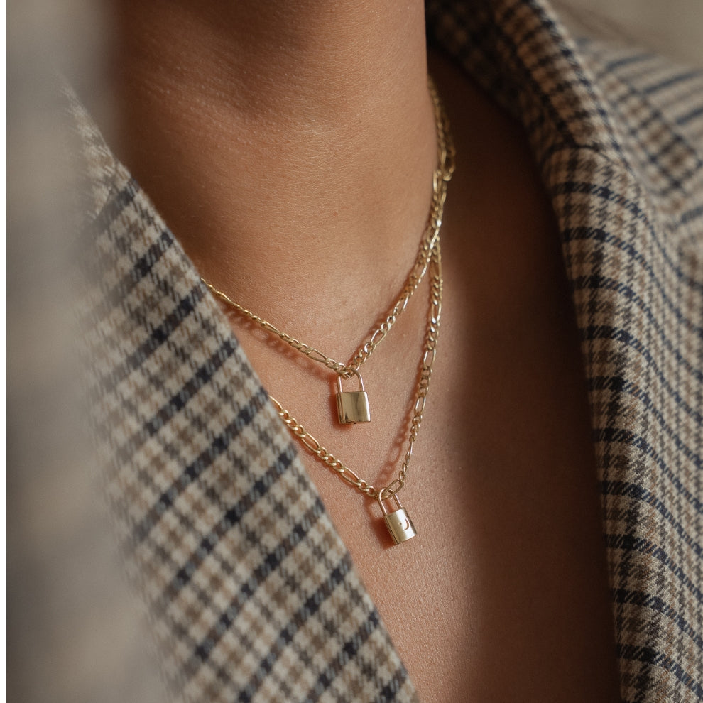 10K 「Moon」 Necklace